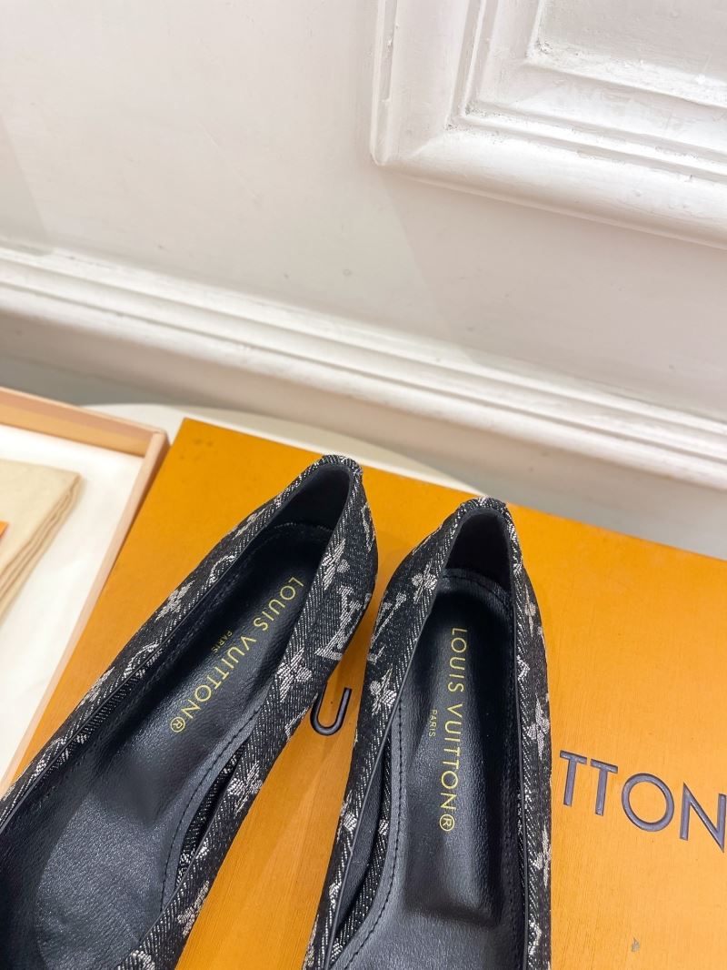 Louis Vuitton Flat Shoes